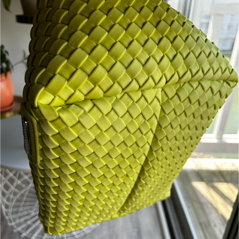 Steve Madden Neon Green Woven Tote - Picture 9 of 9